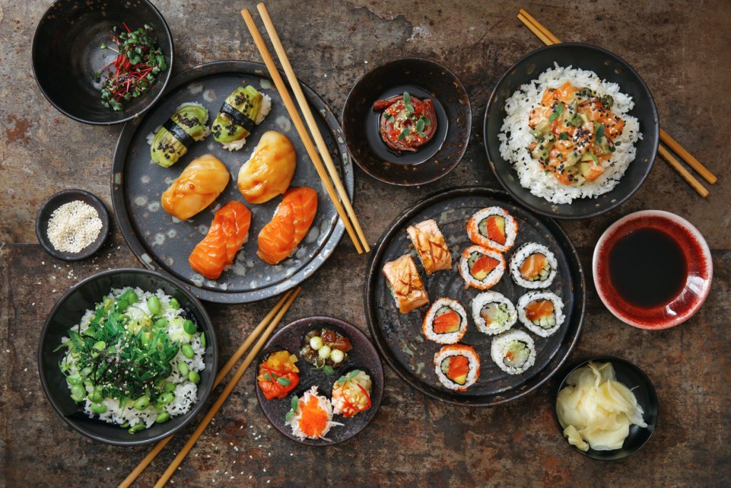 traditional Japanese dishes. Sushi and Sushi Roll Set Rice Bowls. Tuna Tataki. 